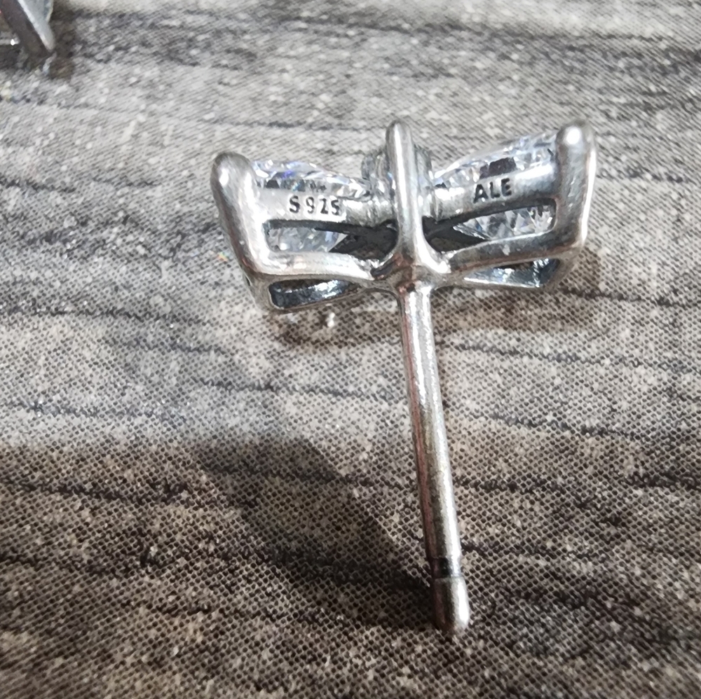 Pandora Sparkling Bow Stud Earrings - Picture 6 of 8